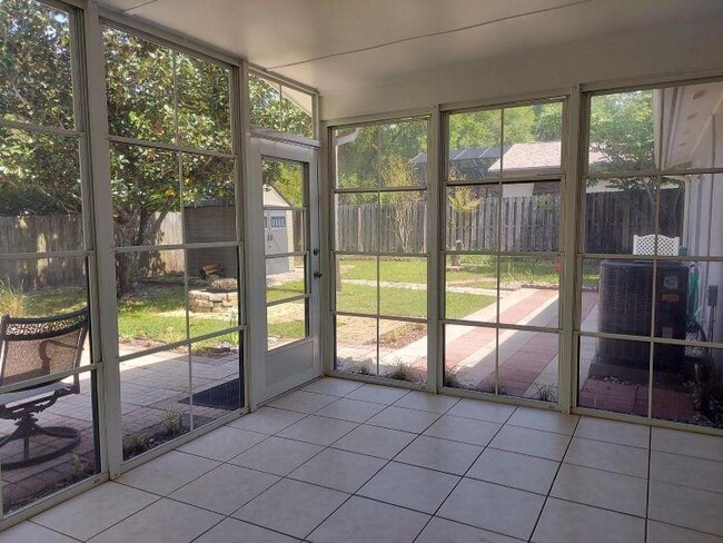 Building Photo - 264 Costado St