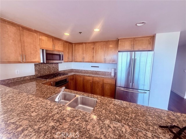 Building Photo - 411 W Seaside Way