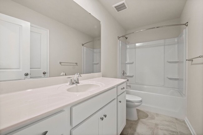 Building Photo - Stunning home in desirable Chateau community