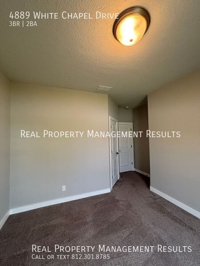 Building Photo - 4889 White Chapel Dr
