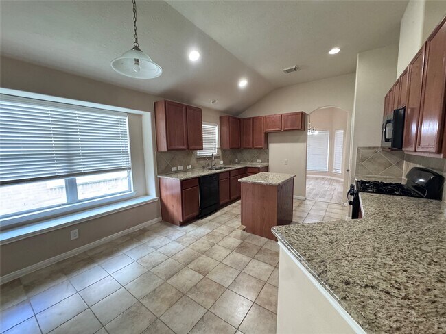 Building Photo - 25210 Ginger Ranch Dr