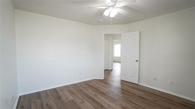 Building Photo - 3124 Creekside Dr