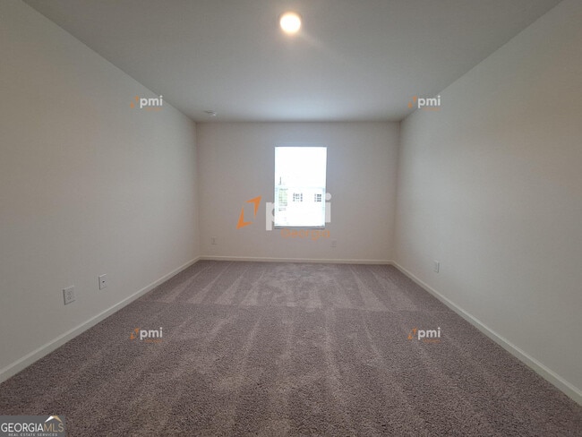 Building Photo - 182 Kinsale Dr