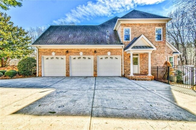 Building Photo - 2674 Nutwood Trce