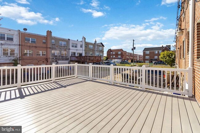 Building Photo - 7836 Fayette St