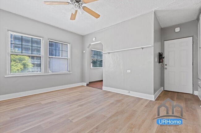 Building Photo - Charming Portland Studio – Prime Walkable Location, $1,100