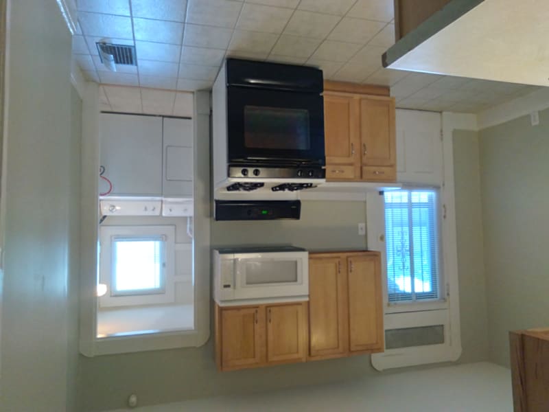 Building Photo - 2310 E 12th St