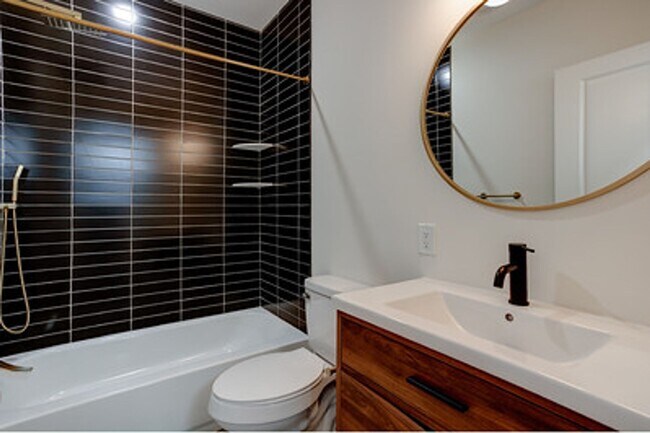 Building Photo - 513 Cobbs Creek Pkwy