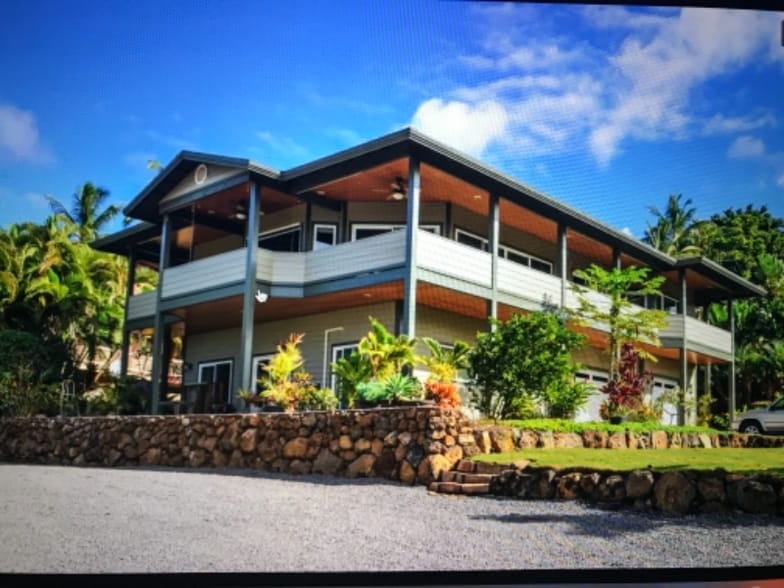 Primary Photo - 595 Kumulani Dr
