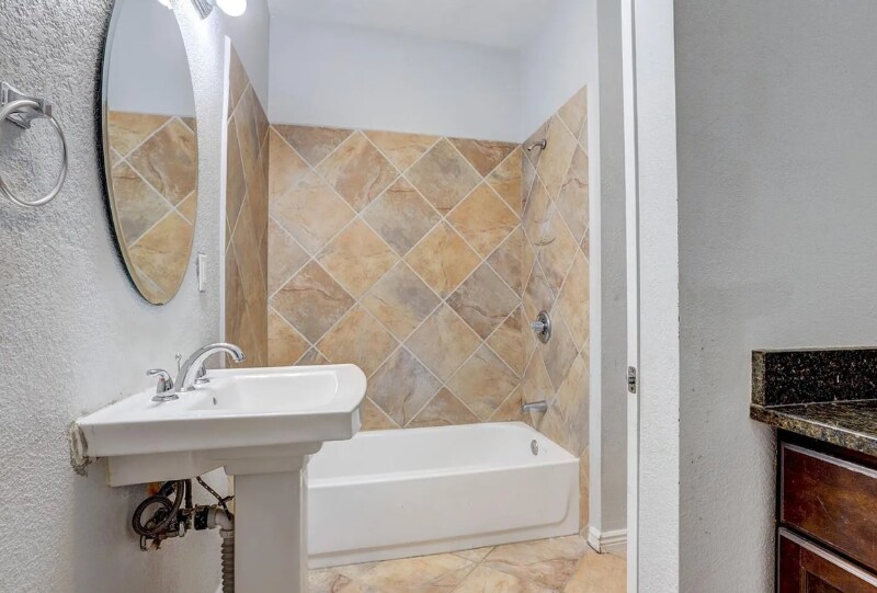 Building Photo - 2231 Federal Blvd