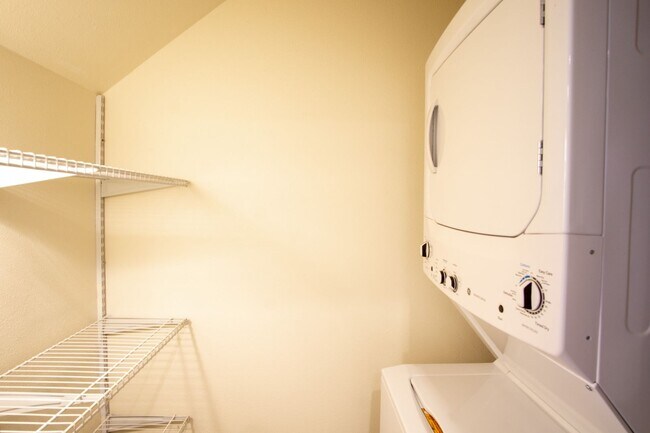 Building Photo - Contemporary 1-Bed Townhouse w/ Electric Fireplace!