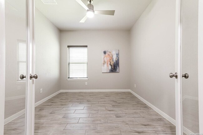 Building Photo - 16510 Paso Rio Crk