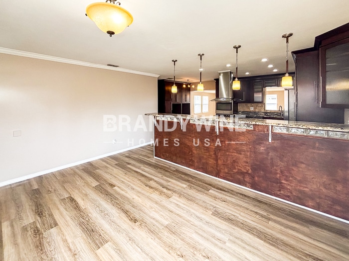 Building Photo - 7236 Darien Way