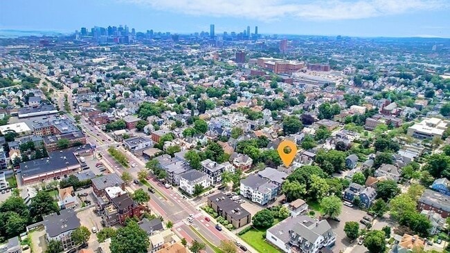 Building Photo - 102 Thurston St