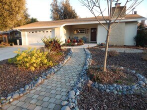 Building Photo - Beautifully remodeled East Davis home available August 5!