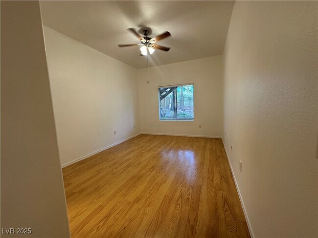 Building Photo - 3395 Cactus Shadow St