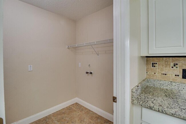 Building Photo - 142 Wilson Bay Ct