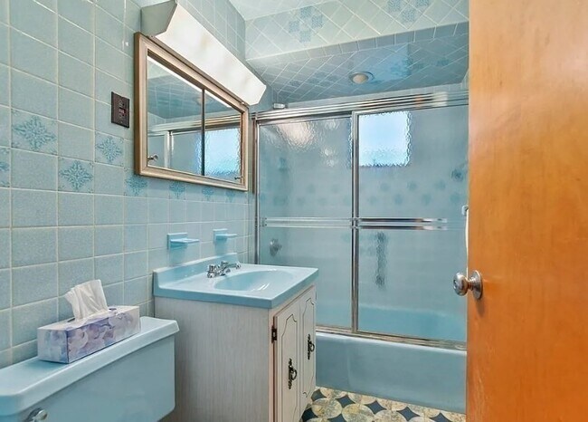 Building Photo - 358-360-360 Arlington St