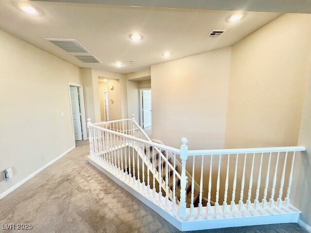 Building Photo - 18 Blue Valley Dr