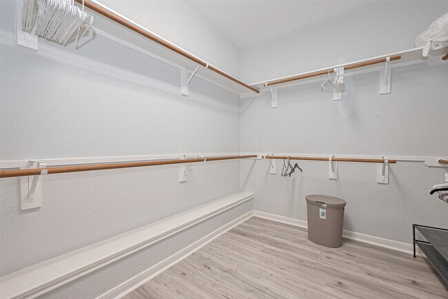 Building Photo - 14 Sprite Woods Pl