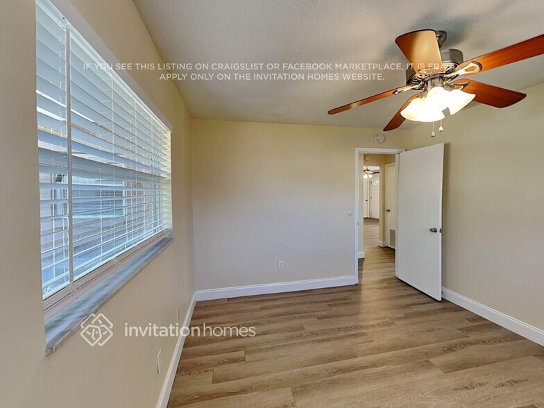 Building Photo - 7413 Fieldcrest Ave