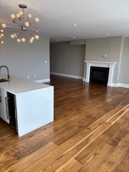 Building Photo - 176 Winthrop Shore Dr