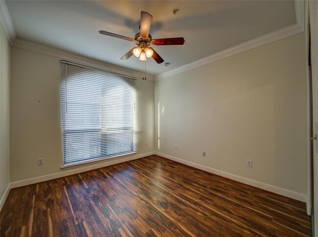 Building Photo - 2299 Lone Star Dr