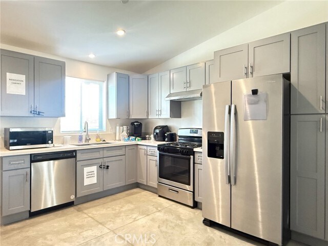 Building Photo - 13244 El Cajon Dr