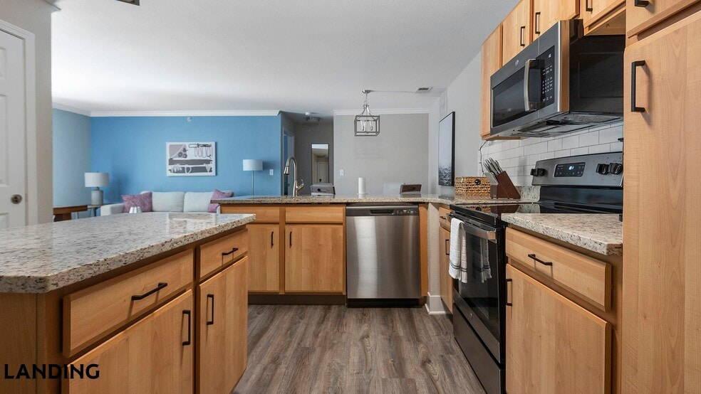 Building Photo - 400 Legends Terrace Dr