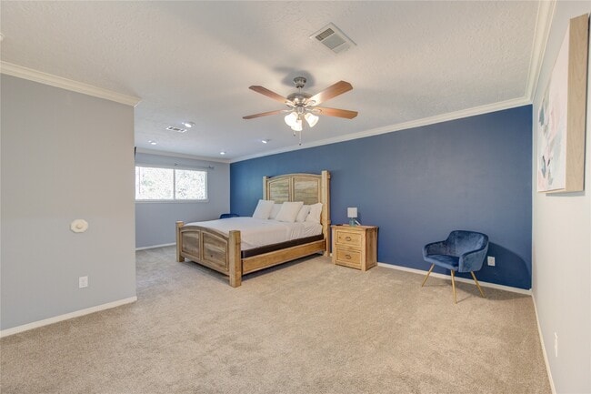 Building Photo - 17206 Seven Pines Dr