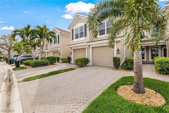 Building Photo - 2620 Somerville Loop