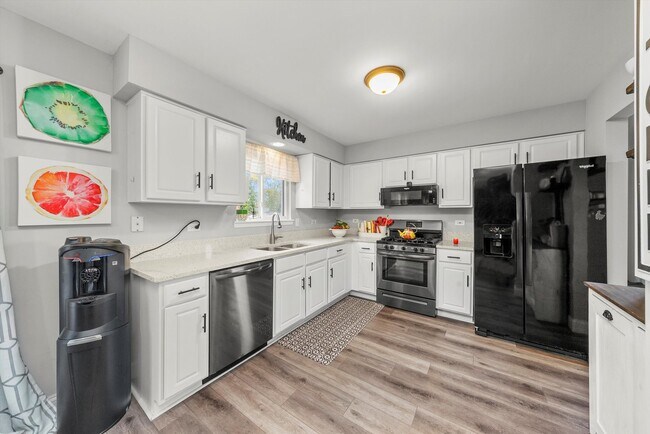 Building Photo - 5332 W Mulberry Ln