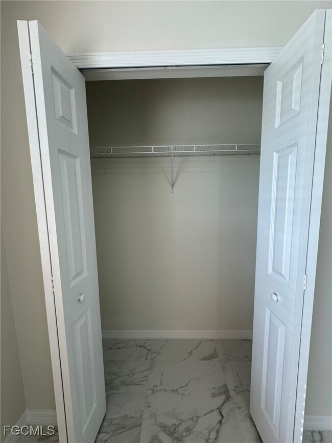 Building Photo - 884 Alabama Rd S