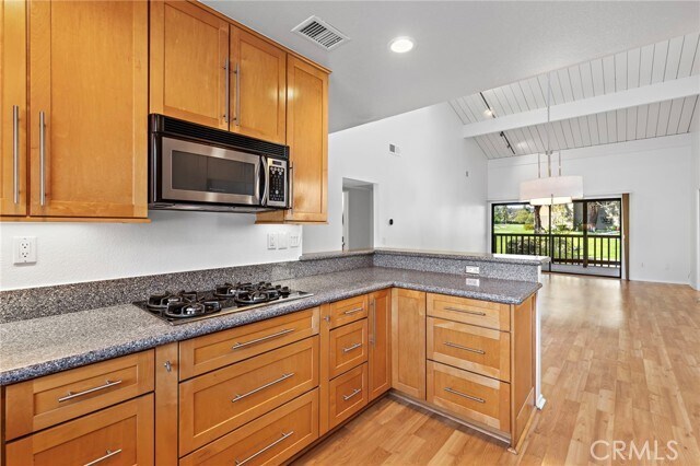 Building Photo - 31287 E Nine Dr