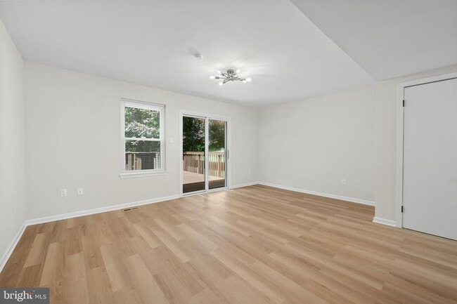 Building Photo - 6356 Ducketts Ln