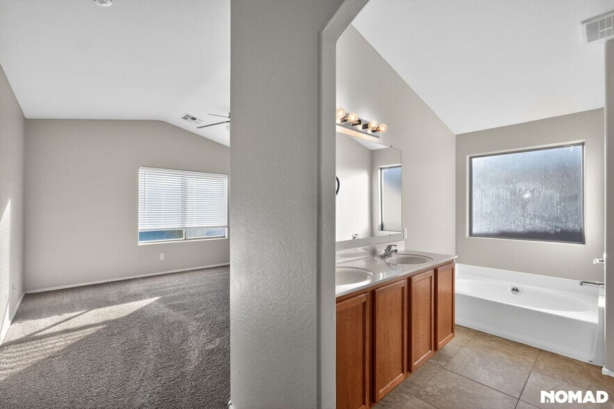 Building Photo - 9323 W Crown King Rd