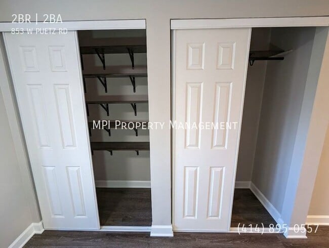 Building Photo - 853 W. Puetz Road - 2 Bedroom, 2 Bathroom ...