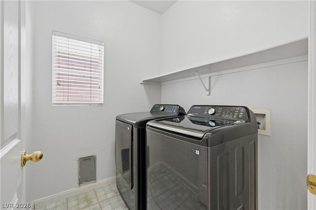 Building Photo - 8315 Hunter Brook St