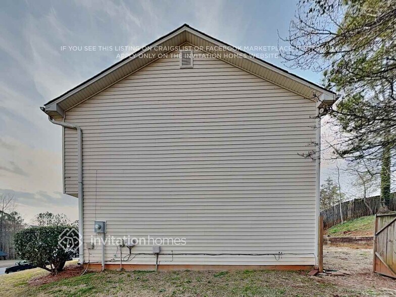 Building Photo - 472 Shoal Cir