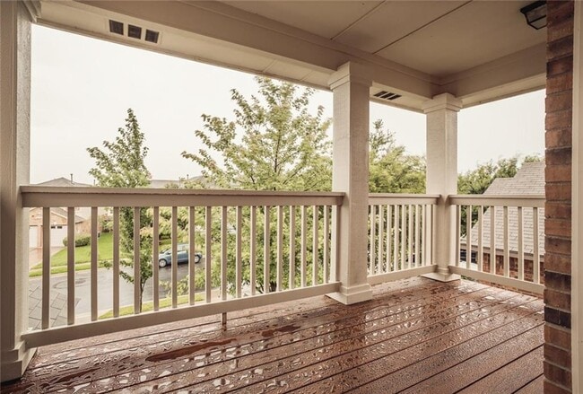 Building Photo - 11012 Los Comancheros Rd