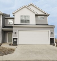 Building Photo - 1045 W Hamilton Rd S