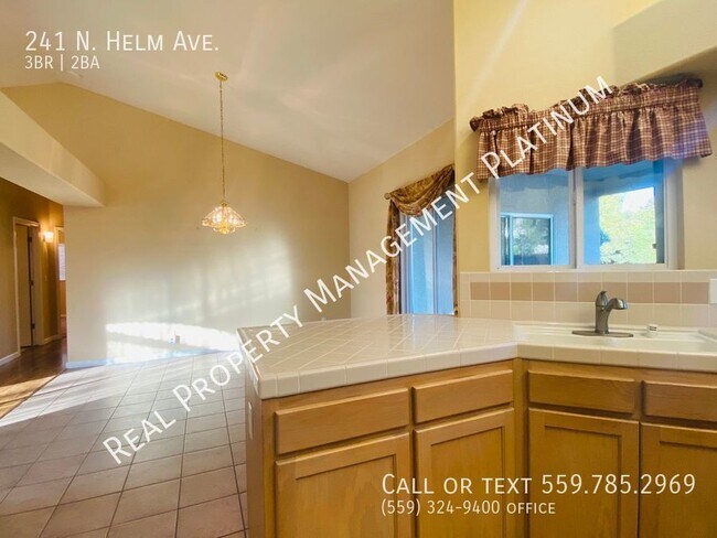 Building Photo - 241 N Helm Ave