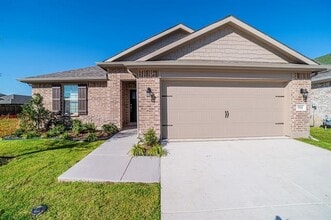 Building Photo - 1910 Blackbird Ln