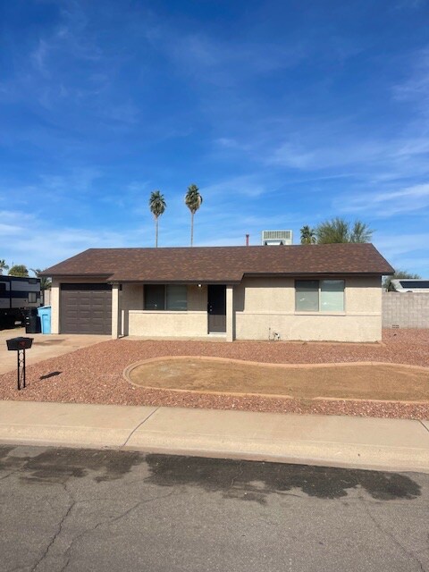 Building Photo - 3712 W Charter Oak Rd