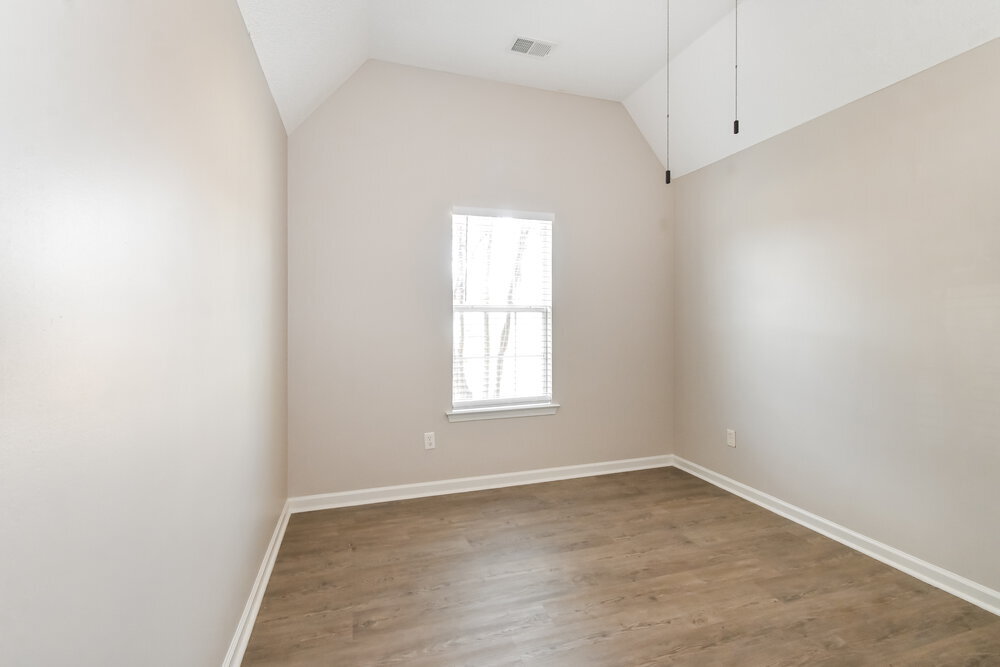 Building Photo - 3058 Wren St