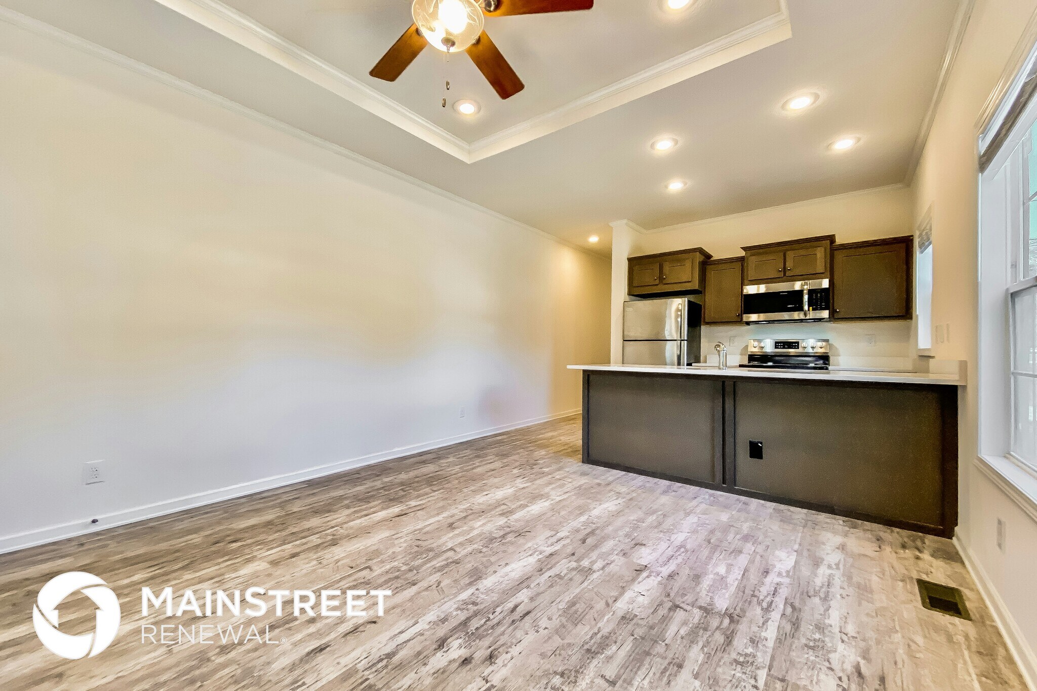 Building Photo - 1705 19th St S