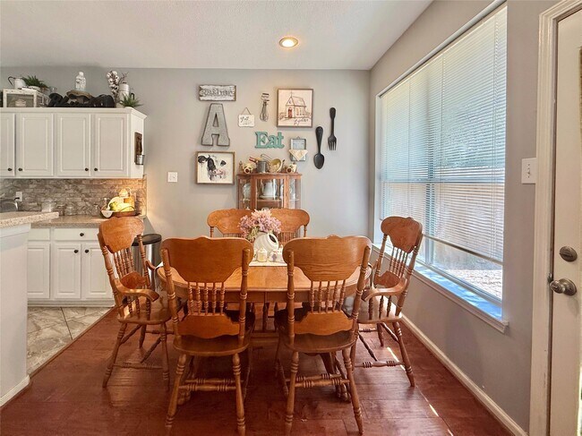 Building Photo - 176 S Holly Laurel Cir