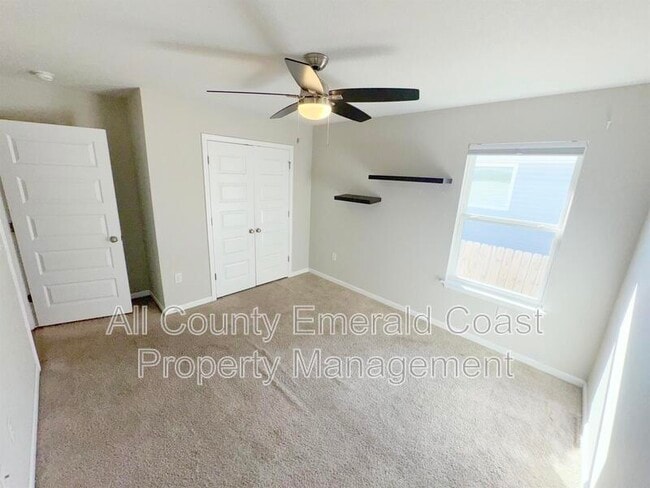 Building Photo - 94 American Ct