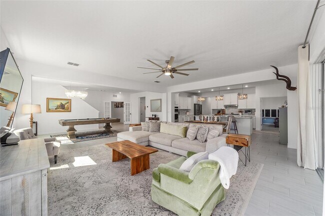 Building Photo - 7479 SW 64th St Rd