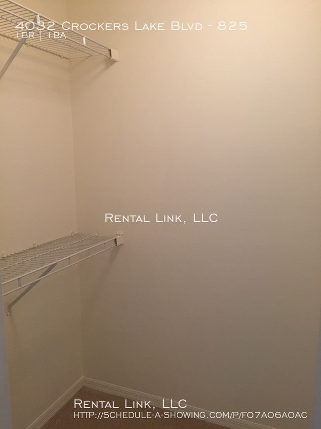 Building Photo - 4032 Crockers Lake Blvd